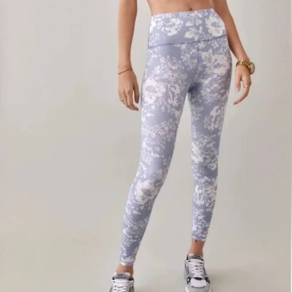 Reformation Eco Move Leggings